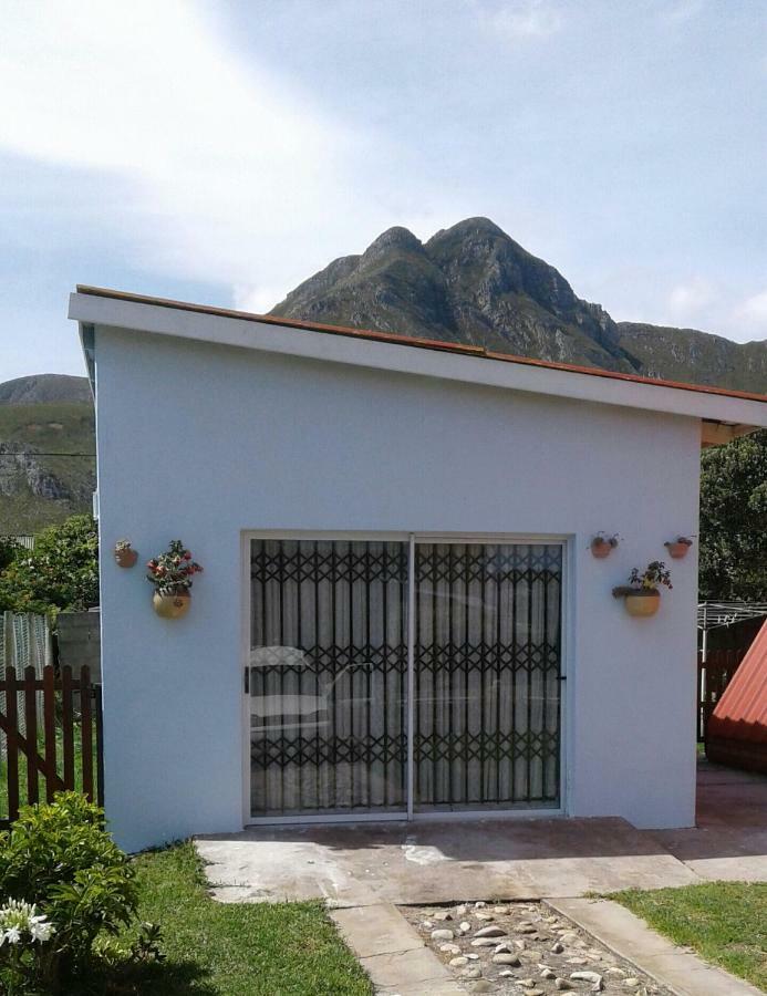 36 Df Strauss Street Apartment Kleinmond Exterior photo
