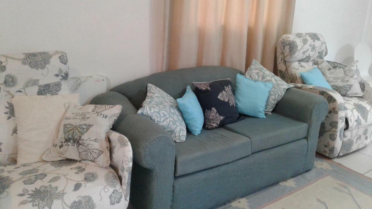36 Df Strauss Street Apartment Kleinmond Exterior photo